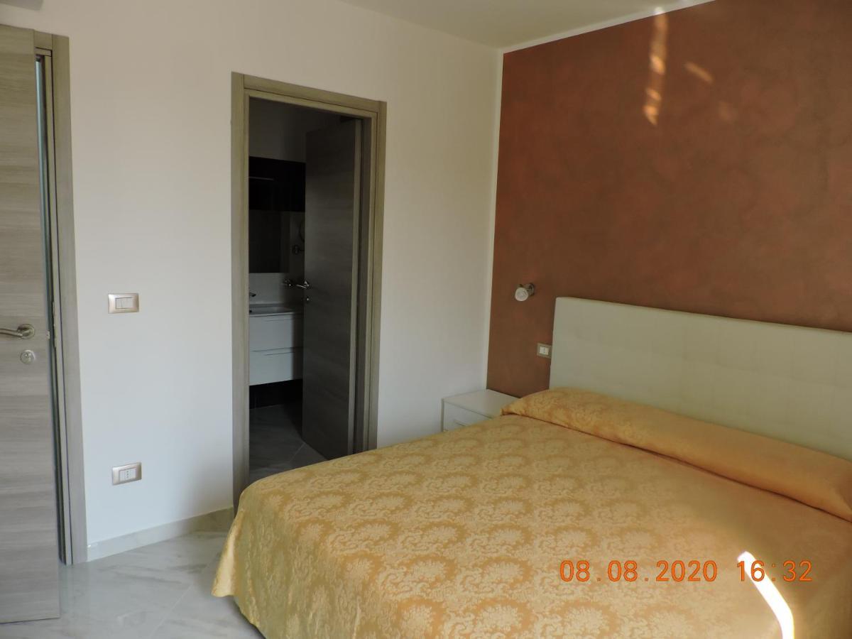 B&B Aquila Reale Portopalo Di Capo Passero ภายนอก รูปภาพ