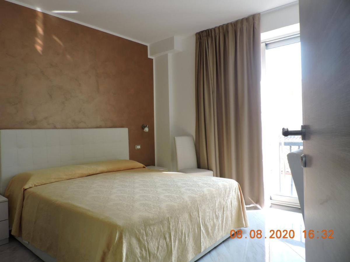 B&B Aquila Reale Portopalo Di Capo Passero ภายนอก รูปภาพ
