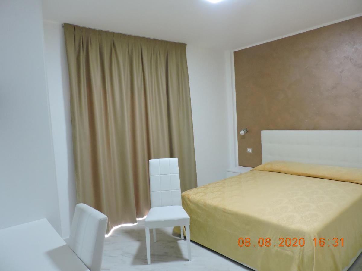 B&B Aquila Reale Portopalo Di Capo Passero ภายนอก รูปภาพ