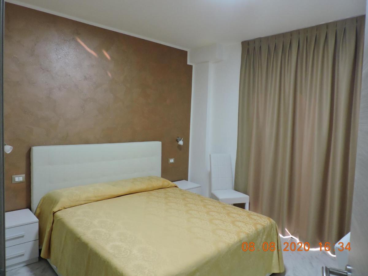 B&B Aquila Reale Portopalo Di Capo Passero ภายนอก รูปภาพ