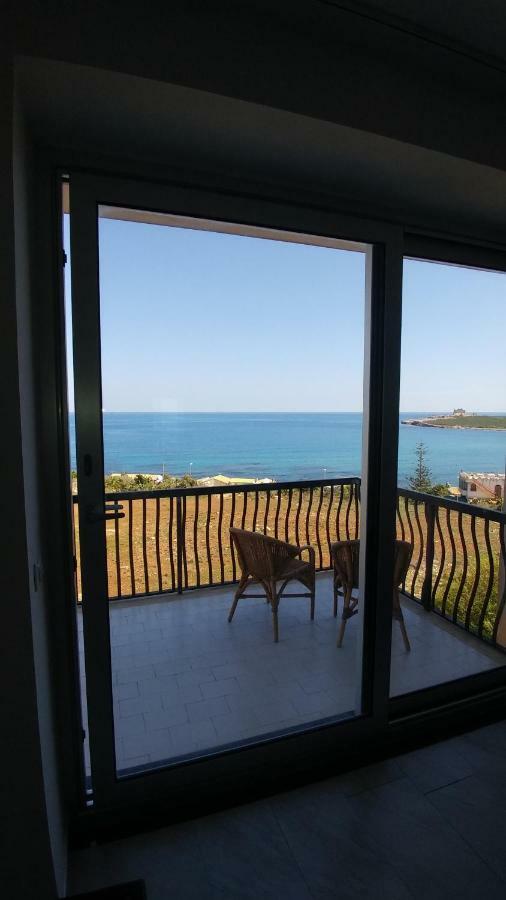 B&B Aquila Reale Portopalo Di Capo Passero ภายนอก รูปภาพ