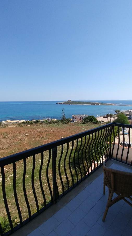 B&B Aquila Reale Portopalo Di Capo Passero ภายนอก รูปภาพ