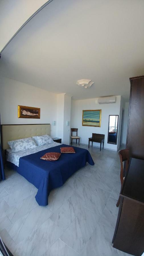 B&B Aquila Reale Portopalo Di Capo Passero ภายนอก รูปภาพ