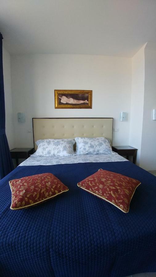 B&B Aquila Reale Portopalo Di Capo Passero ภายนอก รูปภาพ
